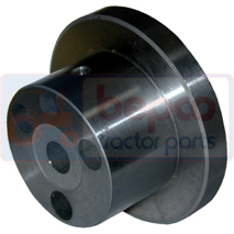 IDLER HUB, Massey Ferguson, 8100 - 8130, Dzinējs un tā sastāvdaļas, Sadales zobrati, Sadales zobrati, bukses, 33426161, 37718552, 450035, 735852M1, , IDLER HUB, 30/83-1, 33426161, 37718552, 450035, 735852M1, , 0.62 kg